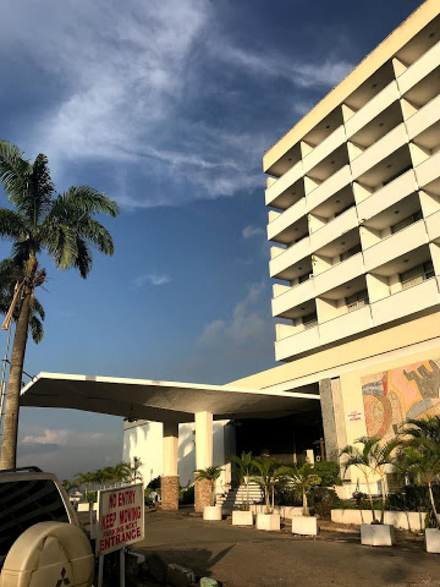 Room In Lodge - Premier Hotel-伊巴丹 外观 照片